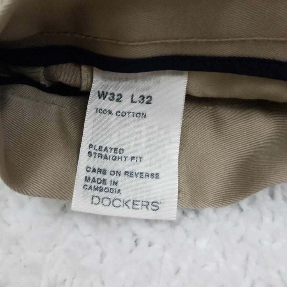 Dockers Straight Fit Dress Pants - Picture 7 of 7